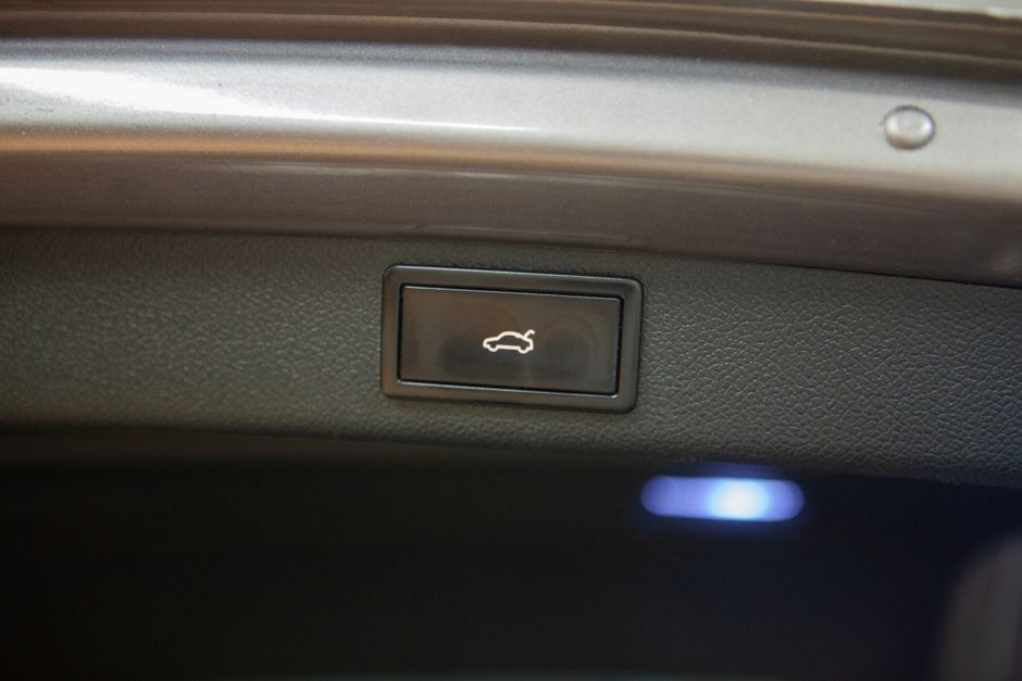 Skoda Superb 1.8 РКПП, 2010, 152 258 км фото 17