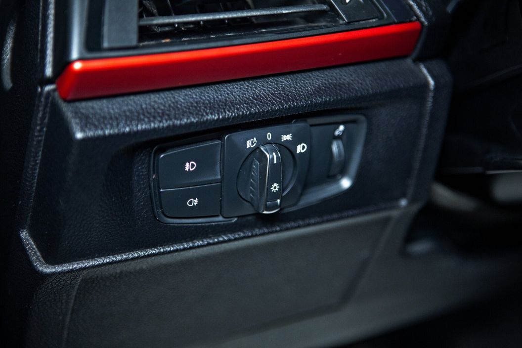 BMW 1 серии 1.6 АКПП, 2011, 142 317 км фото 7