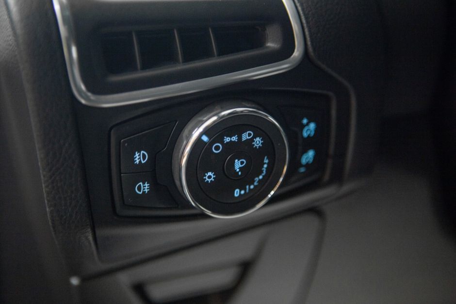 Ford Focus 1.6 РКПП, 2014, 149 371 км фото 6