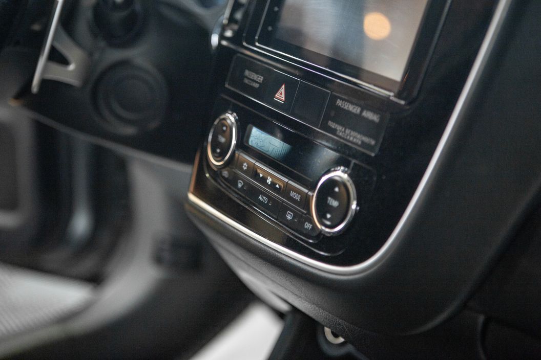 Mitsubishi Outlander 2.4 CVT, 2012, 154 303 км фото 12