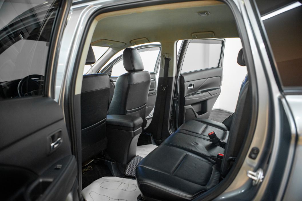 Mitsubishi Outlander 2.4 CVT, 2012, 154 303 км фото 17