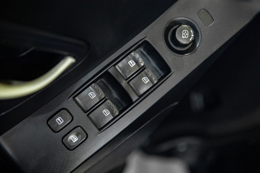 SsangYong Actyon 2.0 АКПП, 2011, 136 994 км фото 13