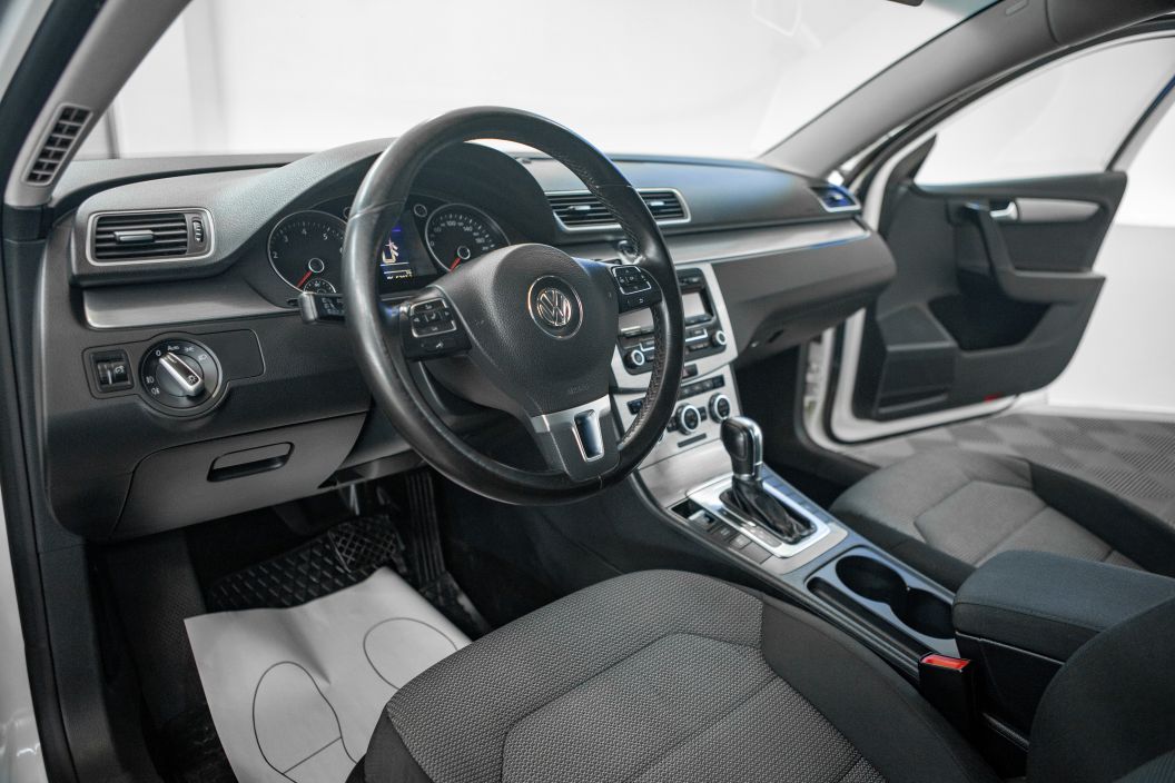 Volkswagen Passat 1.8 РКПП, 2011, 157 286 км фото 5