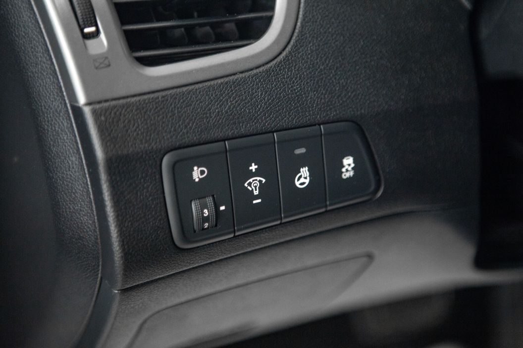 Hyundai Elantra 1.8 АКПП, 2014, 128 327 км фото 12