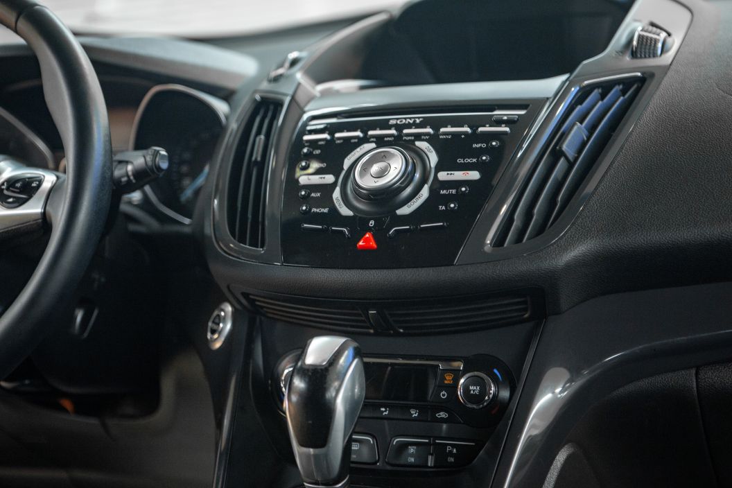 Ford Kuga 1.6 АКПП, 2014, 140 285 км фото 8