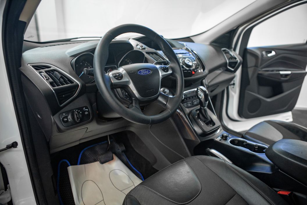 Ford Kuga 1.6 АКПП, 2014, 140 285 км фото 6