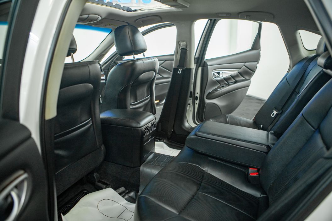 Infiniti Q70 2.5 АКПП, 2015, 104 312 км фото 20