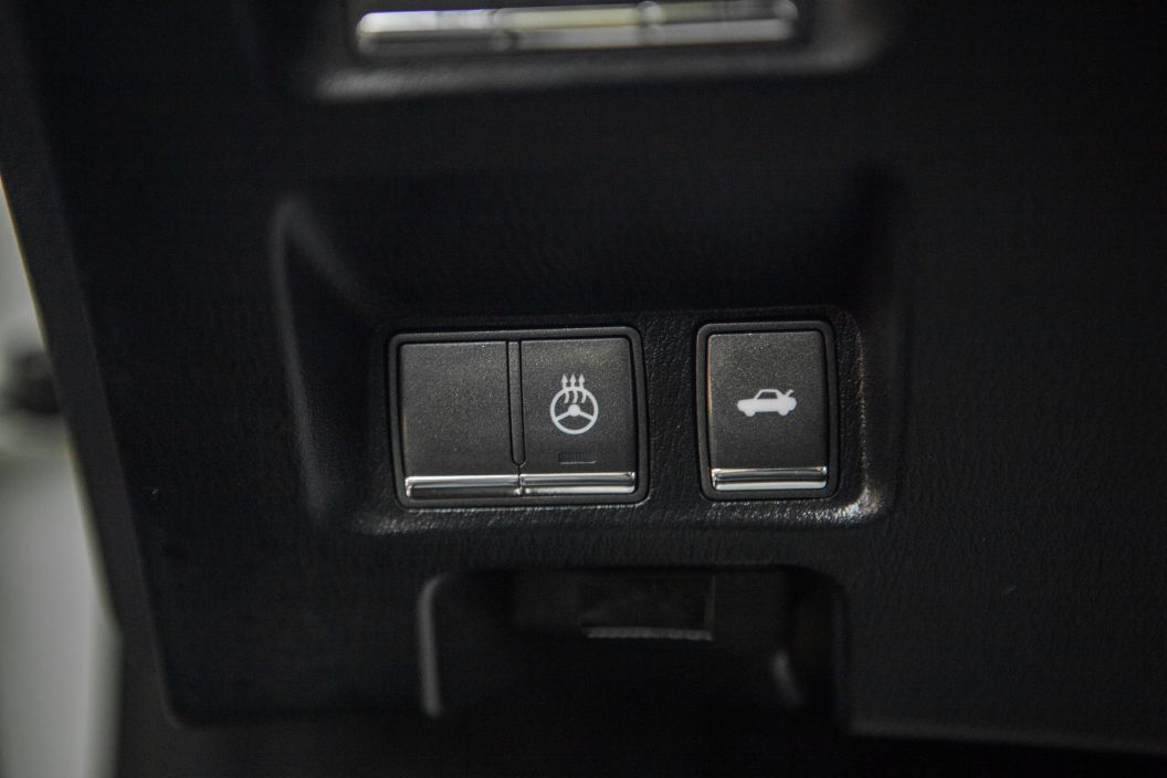 Infiniti Q70 2.5 АКПП, 2015, 104 312 км фото 16