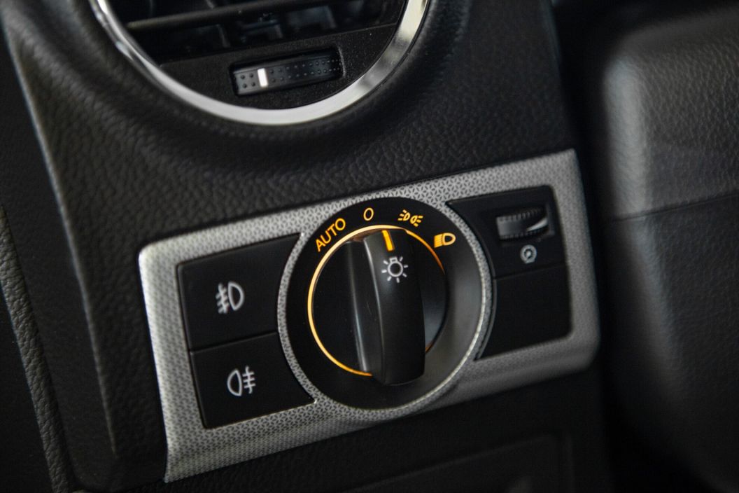 Opel Antara 3.0 АКПП, 2013, 97 950 км фото 8