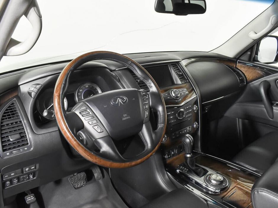 Infiniti QX56 5.6 АКПП, 2011, 151 000 км фото 5