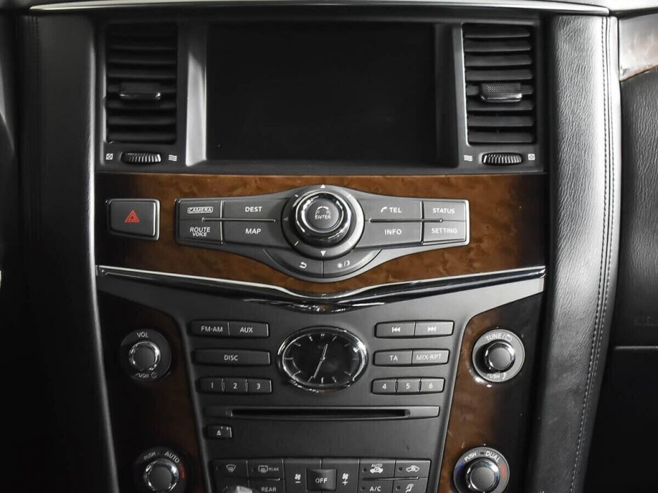 Infiniti QX56 5.6 АКПП, 2011, 151 000 км фото 11