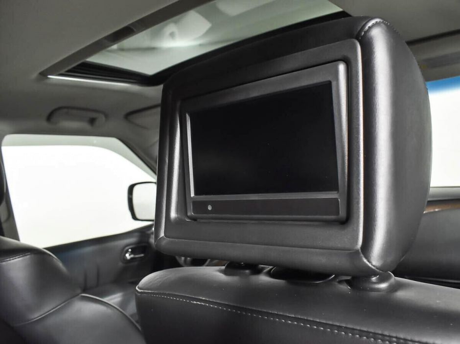 Infiniti QX56 5.6 АКПП, 2011, 151 000 км фото 12