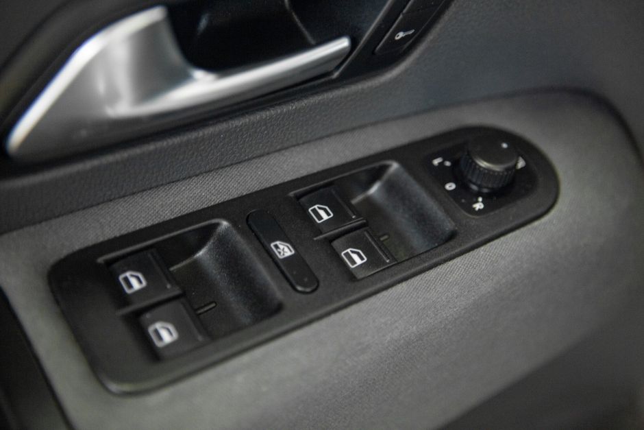 Volkswagen Amarok 2.0 АКПП, 2013, 130 241 км фото 15