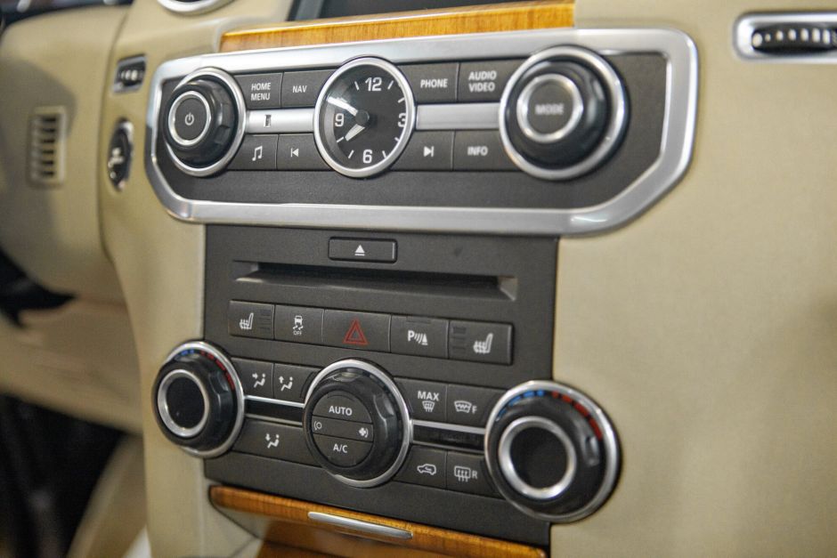 Land Rover Discovery 3.0 АКПП, 2011, 179 573 км фото 13