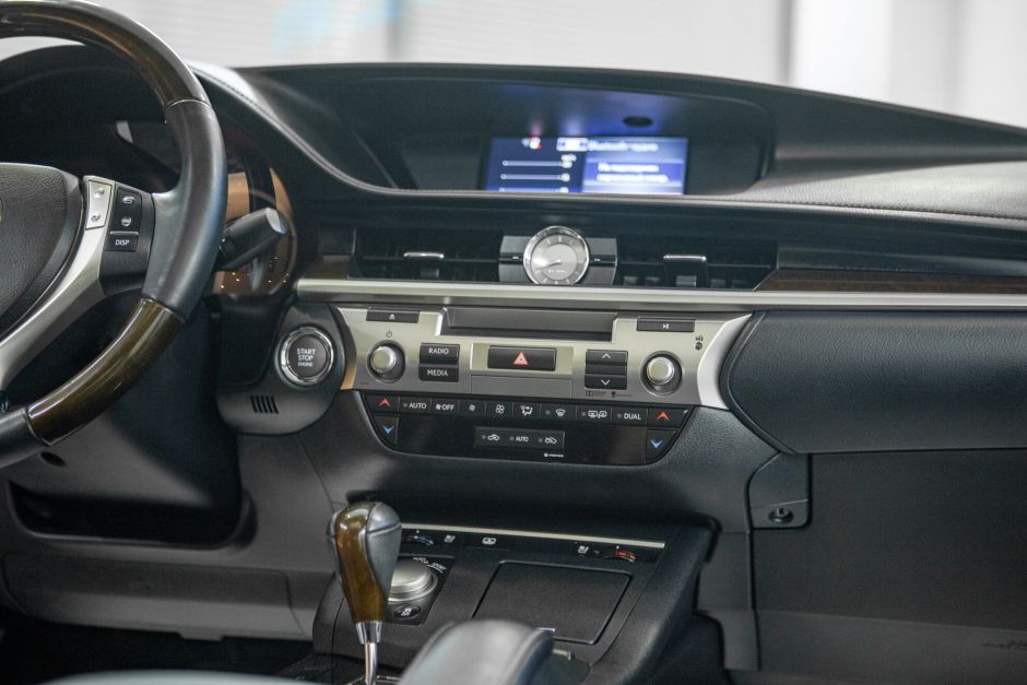 Lexus ES 2.5 АКПП, 2014, 112 000 км фото 11