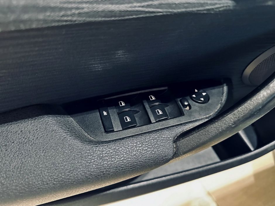 BMW X1 2.0 АКПП, 2012, 149 011 км фото 13