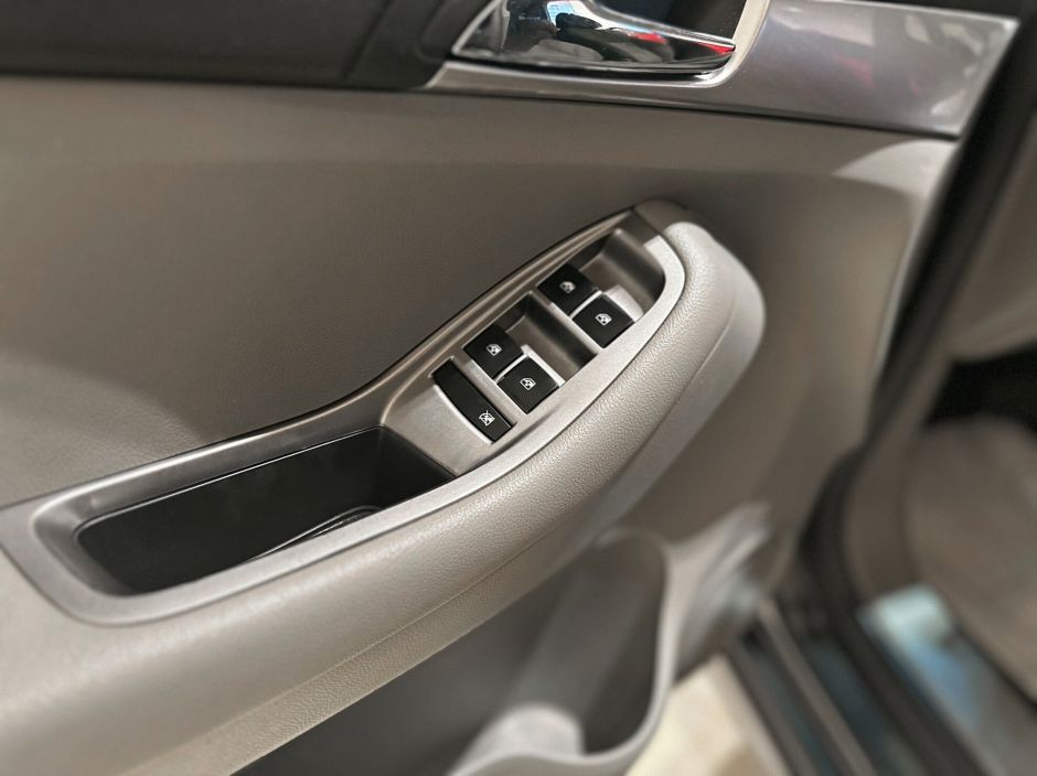 Chevrolet Orlando 1.8 АКПП, 2013, 158 066 км фото 12