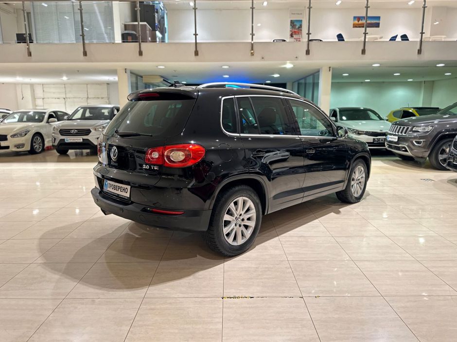 Volkswagen Tiguan 2.0 АКПП, 2010, 147 234 км фото 2