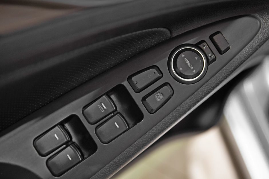 Hyundai Sonata 2.0 АКПП, 2011, 154 617 км фото 18