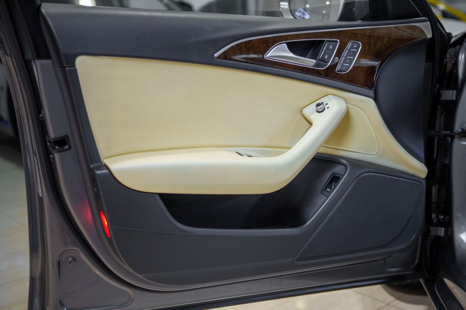 Audi A6 2.8 РКПП, 2014, 132 323 км фото 14