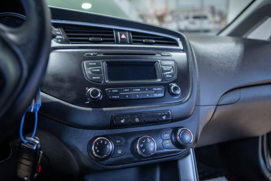 Kia Ceed 1.6 АКПП, 2015, 143 297 км фото 12