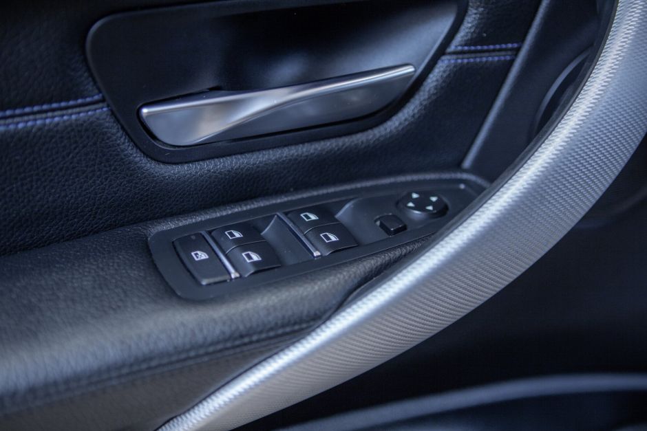 BMW 3 серии 2.0 АКПП, 2018, 78 128 км фото 16