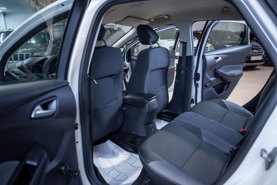 Ford Focus 1.6 РКПП, 2013, 151 836 км фото 10