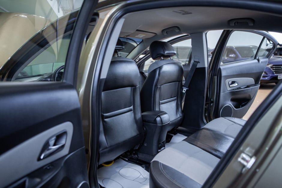 Chevrolet Cruze 1.8 АКПП, 2013, 145 000 км фото 6