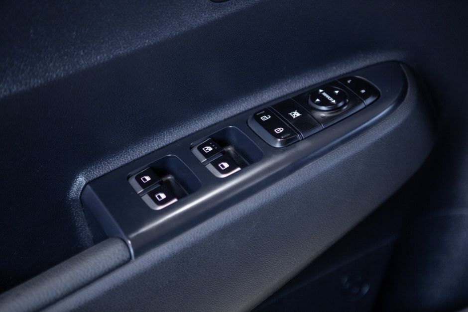 Kia Rio X-Line 1.6 АКПП, 2019, 124 789 км фото 10