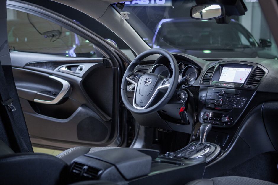 Opel Insignia 2.0 АКПП, 2012, 162 000 км фото 5