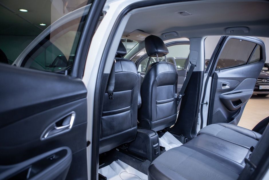 Opel Mokka 1.8 АКПП, 2012, 145 367 км фото 6