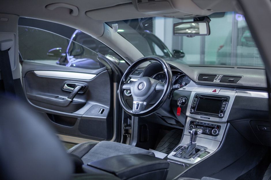 Volkswagen Passat CC 1.8 РКПП, 2010, 162 080 км фото 5