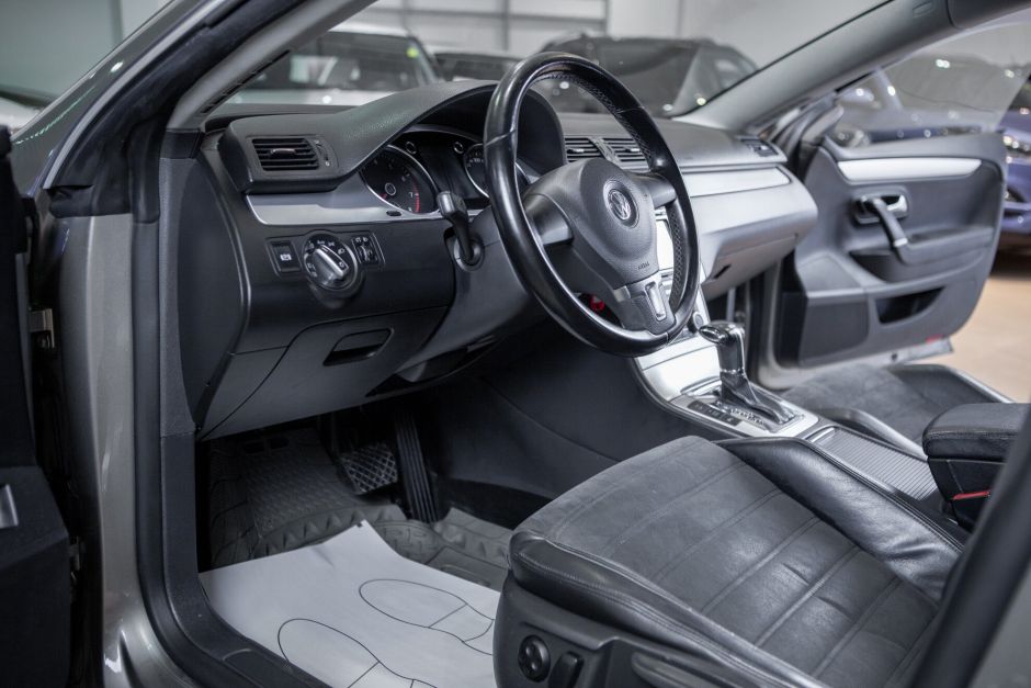 Volkswagen Passat CC 1.8 РКПП, 2010, 162 080 км фото 10