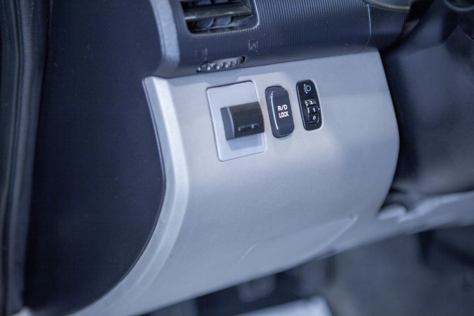 Mitsubishi L200 2.4 МКПП, 2010, 159 681 км фото 10