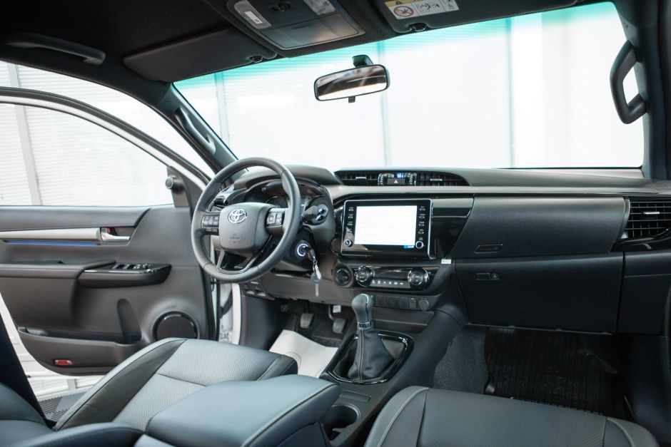 Toyota Hilux 2.4 МКПП, 2022, 20 км фото 5