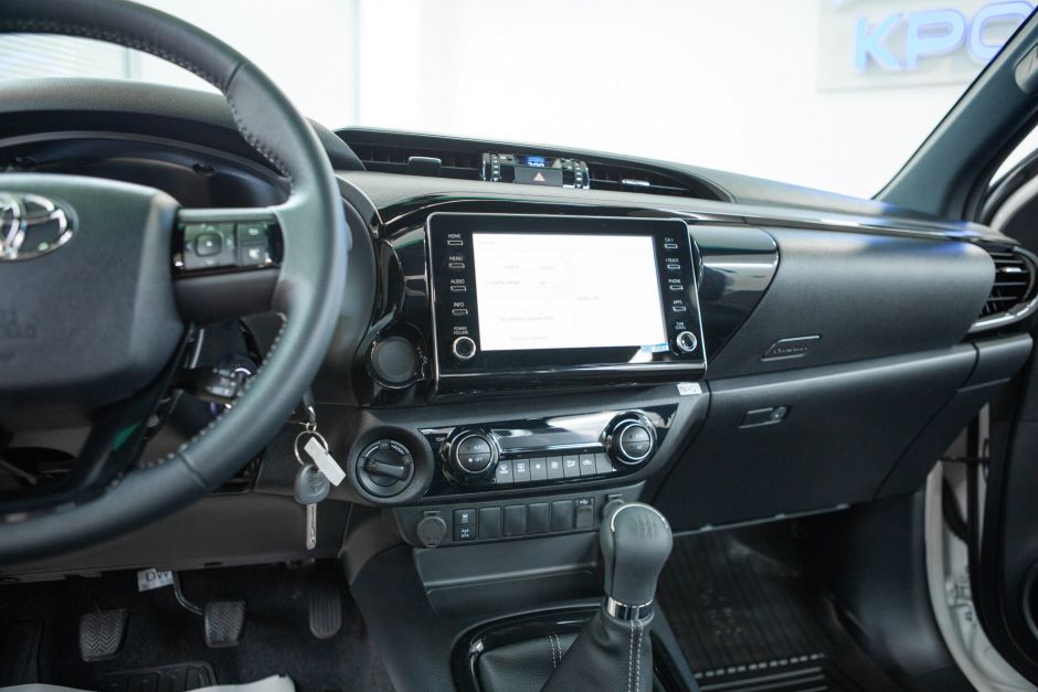 Toyota Hilux 2.4 МКПП, 2022, 20 км фото 11