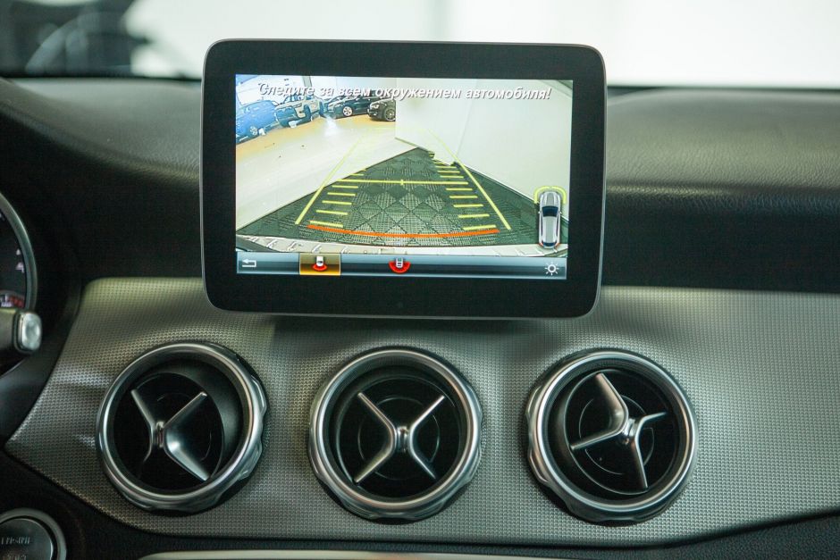 Mercedes-Benz GLA-класс 2.0 РКПП, 2017, 136 317 км фото 13