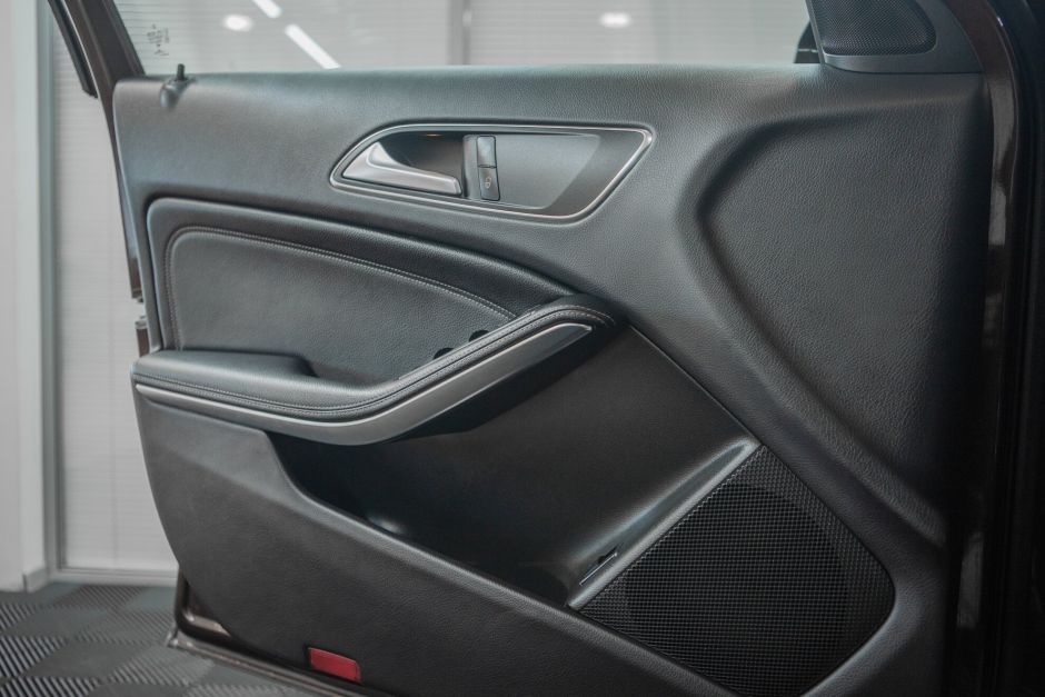 Mercedes-Benz GLA-класс 2.0 РКПП, 2017, 136 317 км фото 17