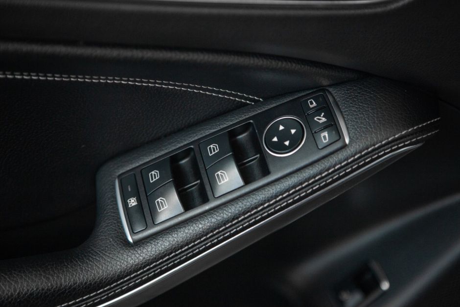 Mercedes-Benz GLA-класс 2.0 РКПП, 2017, 136 317 км фото 18