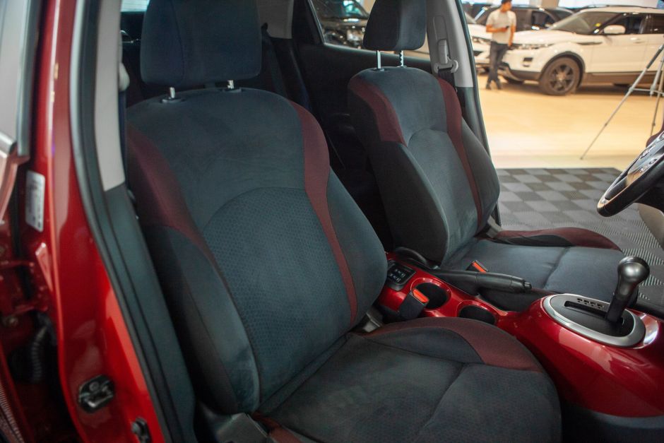 Nissan Juke 1.6 CVT, 2012, 127 600 км фото 17