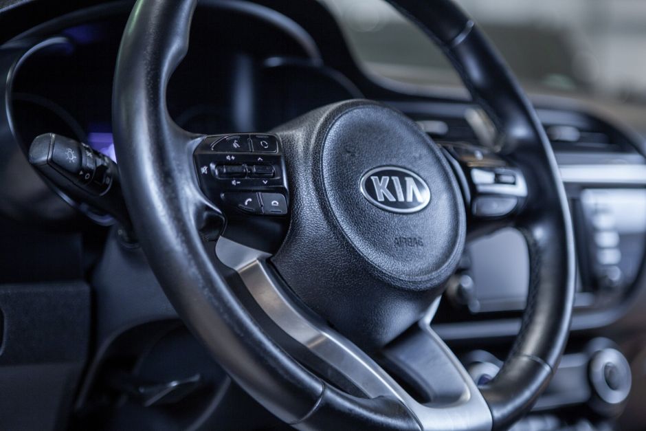 Kia Rio 1.6 АКПП, 2017, 128 260 км фото 11