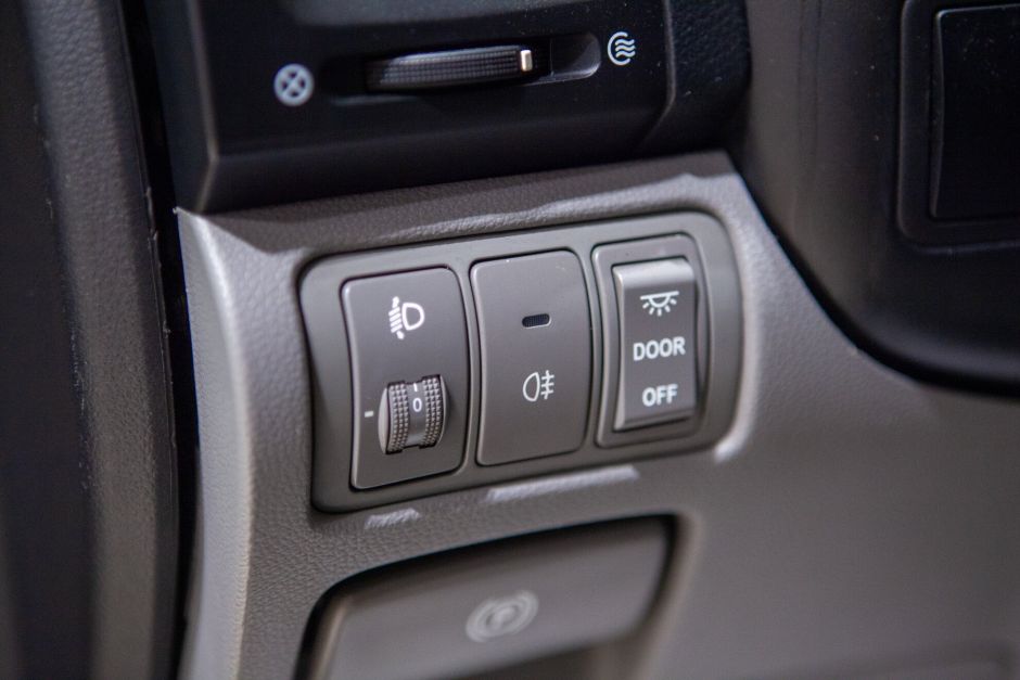 Kia Carnival 0.0 АКПП, 2008, 163 985 км фото 9