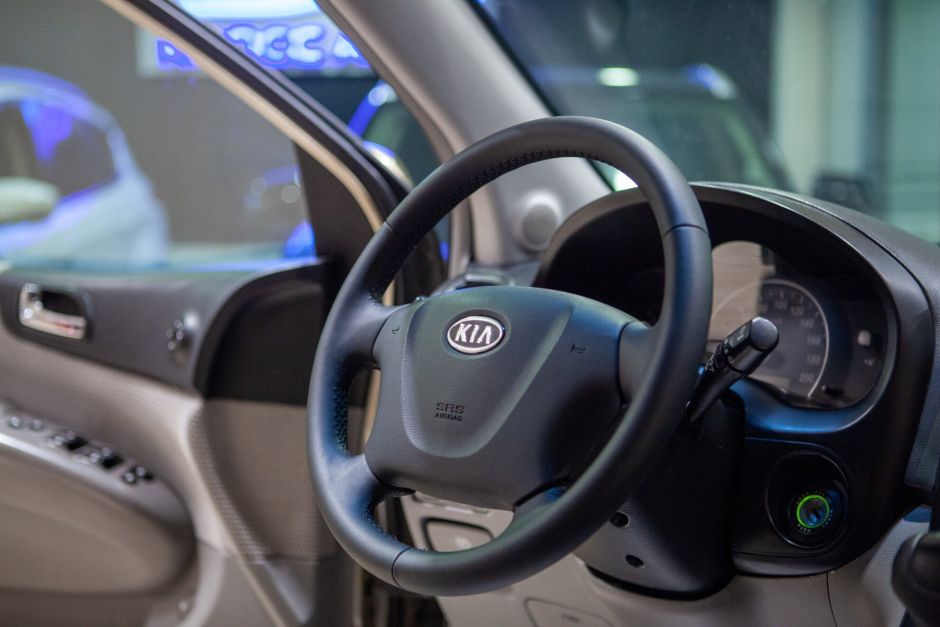 Kia Carnival 0.0 АКПП, 2008, 163 985 км фото 10