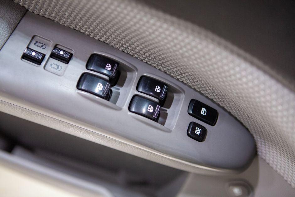 Kia Carnival 0.0 АКПП, 2008, 163 985 км фото 12