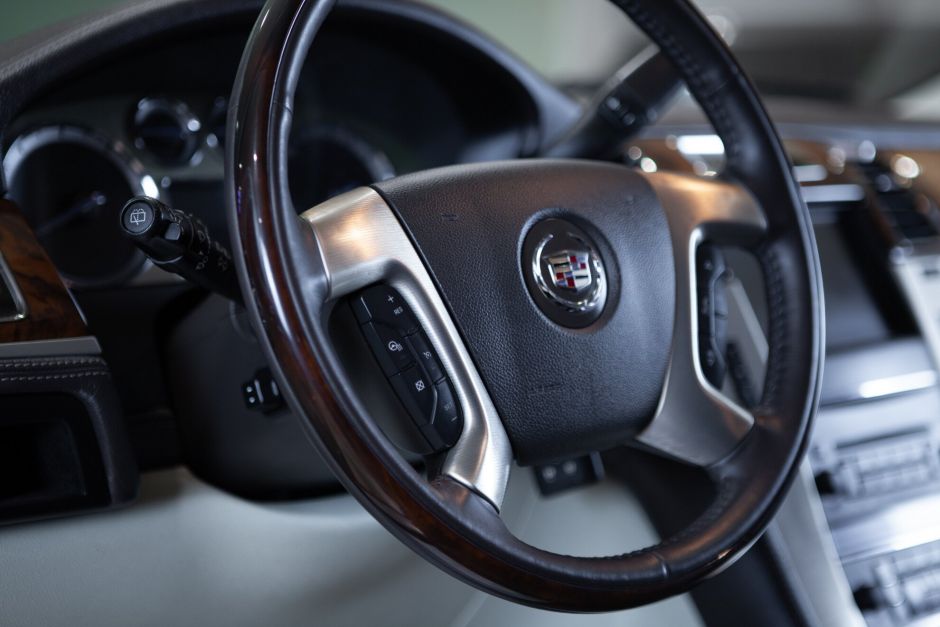 Cadillac Escalade 6.2 АКПП, 2011, 171 239 км фото 12