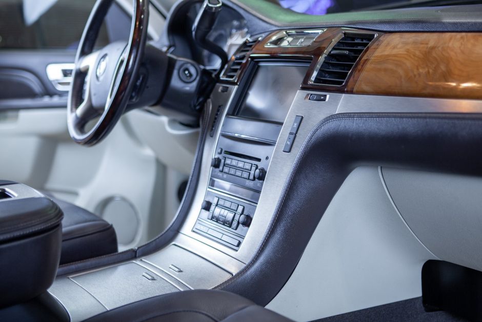 Cadillac Escalade 6.2 АКПП, 2011, 171 239 км фото 13