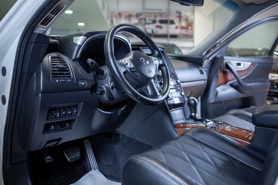 Infiniti FX37 0.0 АКПП, 2013, 116 991 км фото 5