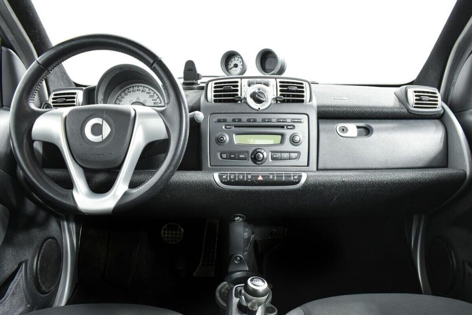 Smart Fortwo 1.0 РКПП, 2009, 167 000 км фото 6