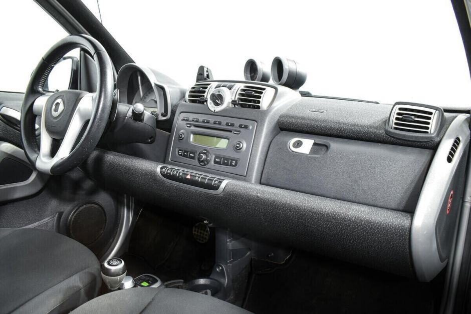 Smart Fortwo 1.0 РКПП, 2009, 167 000 км фото 8