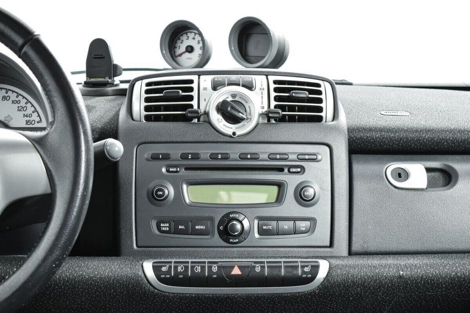 Smart Fortwo 1.0 РКПП, 2009, 167 000 км фото 9